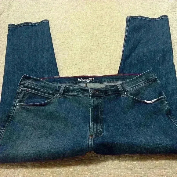 Men’s wrangler straight leg jeans - Picture 1 of 6